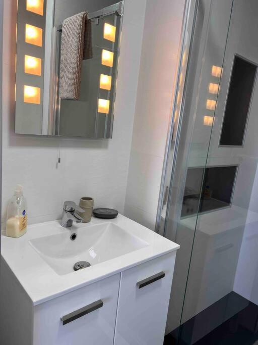 Luz De Mar Apartment Almeria Exterior photo
